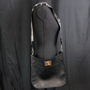 Steve Madden Chic Black Shoulder Bag. Excellent Condition.